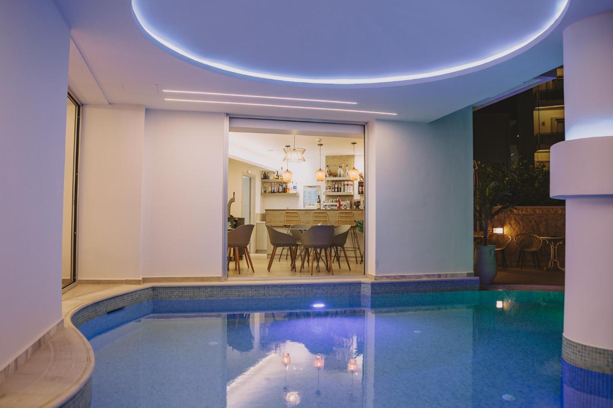 Appart hôtel Theo 3*