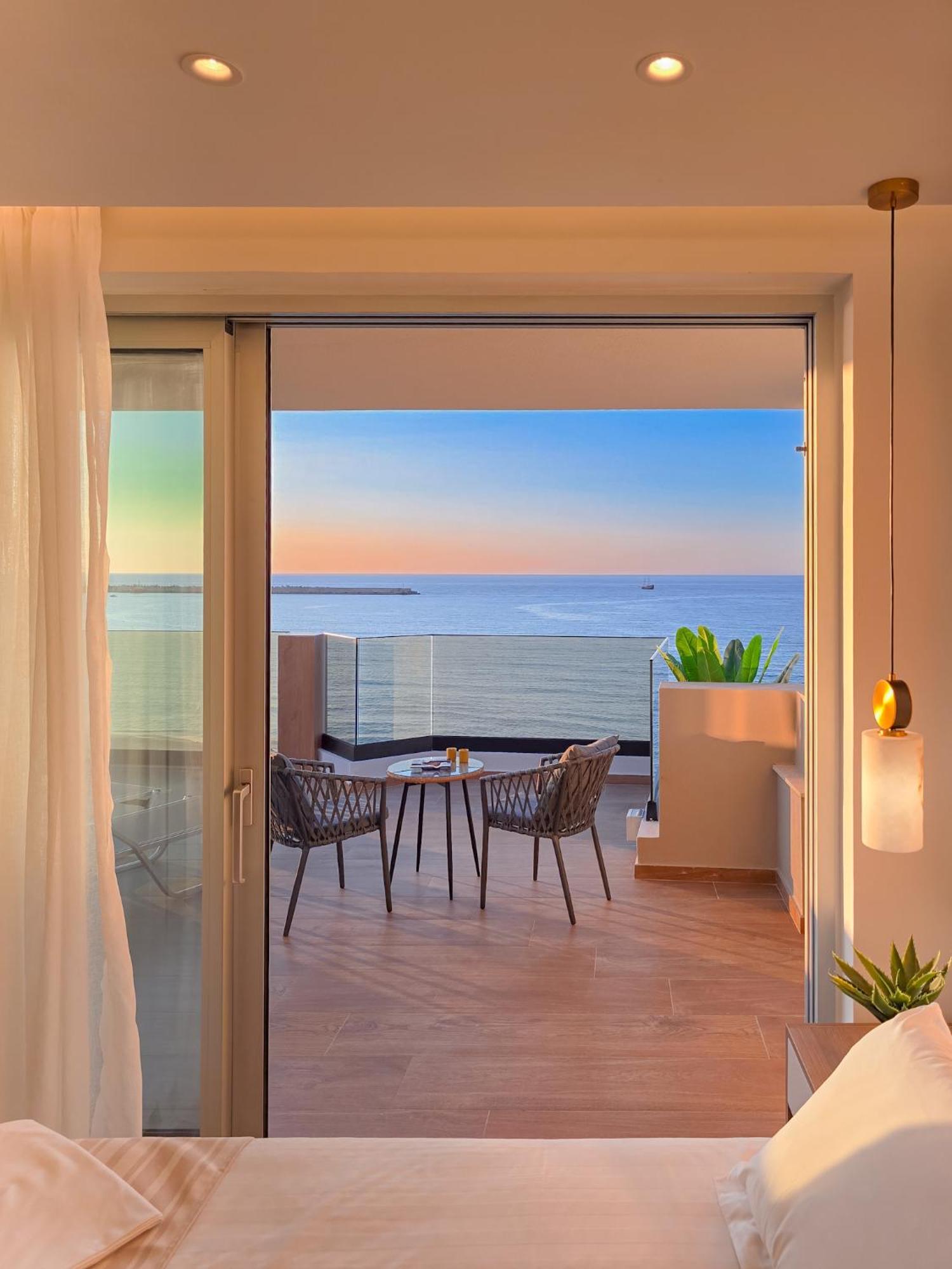 Theo Appart hôtel 3*