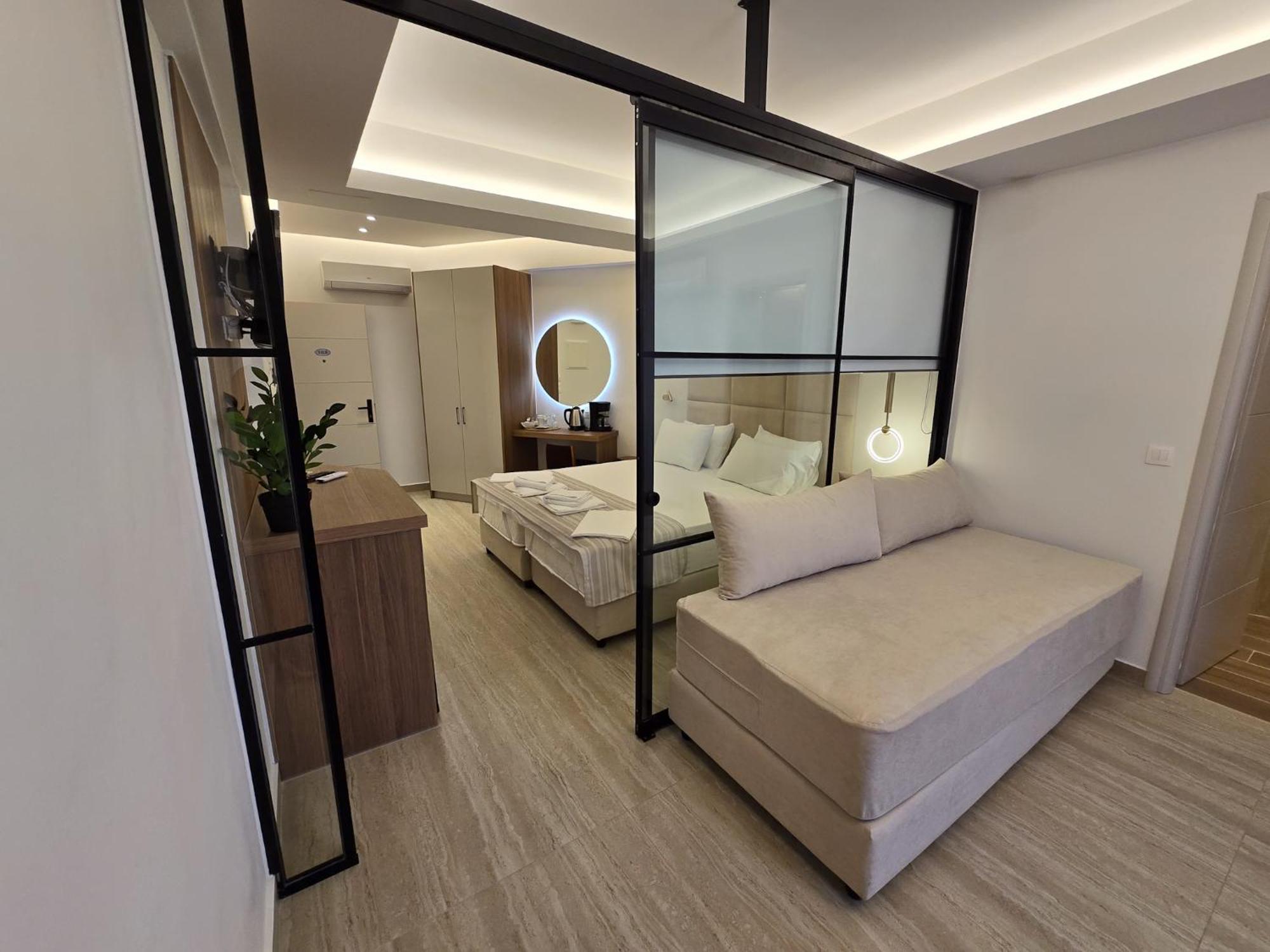 Theo Aparthotel